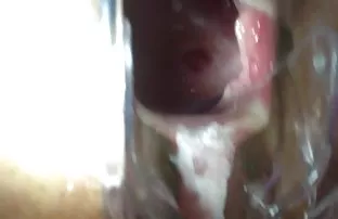 sahip olmasına ücretsiz seks filimleri yardım etti, Bir siyah phallus Negro üzerinde iki Latins,