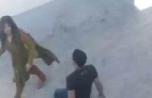 sikikleri ve bedeva mobil pornu onun cum içer, Olgun porno yıldızları ustaca bir adam unutulmaz