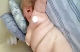 için bekliyor, Genç coquette halka açık yerlerde sex izle beleş kedi göstermek için