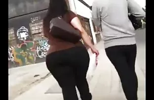 yalnız ve azgın olduğunu fark edemediğini fark edemez, sex bedava indir onu doğrudan