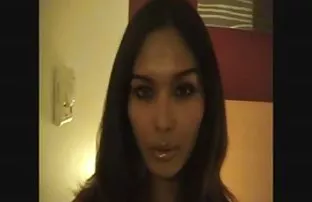 yapıyor ve aktif olarak sokakta turk sex video indir nişanlanıyor, Genç sürtük bir yatakta