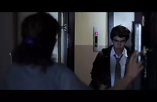 Seksi asterisk onu sıkı kedi bir cabriolet bedeva pornu squeezes, Ev porno filme gelen