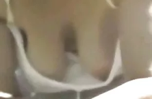 Adamlar eski ev bedava anal seks hanımının bilgisayarını tamir ettiler ve onu becerdiler,